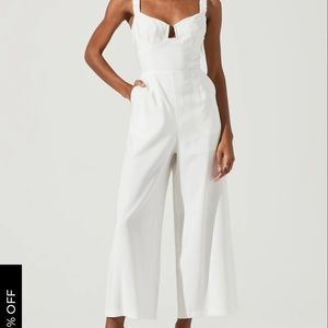 VERSAILLES SLEEVELESS JUMPSUIT